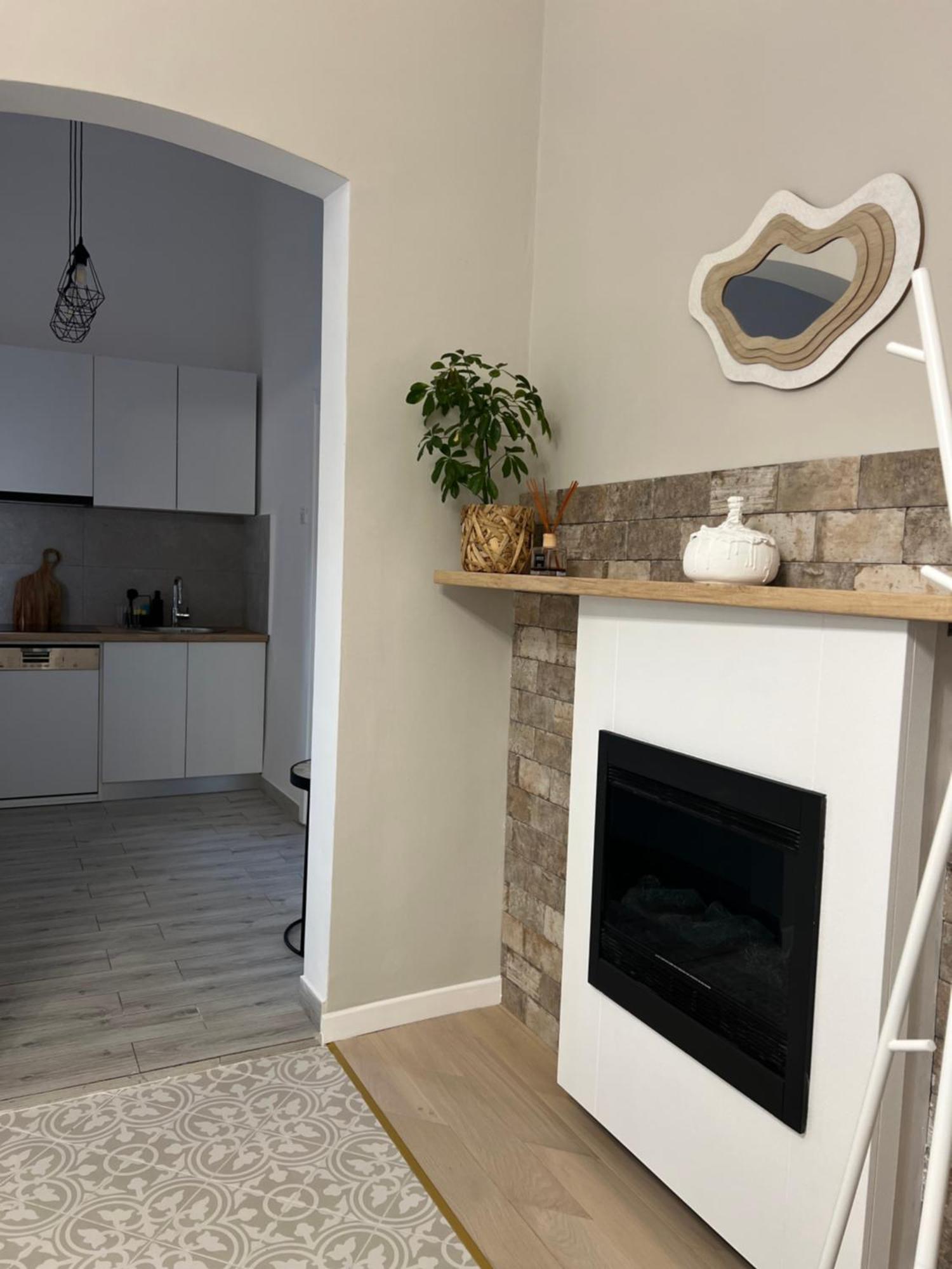 La Strada Central Apartament Oradea Exteriör bild