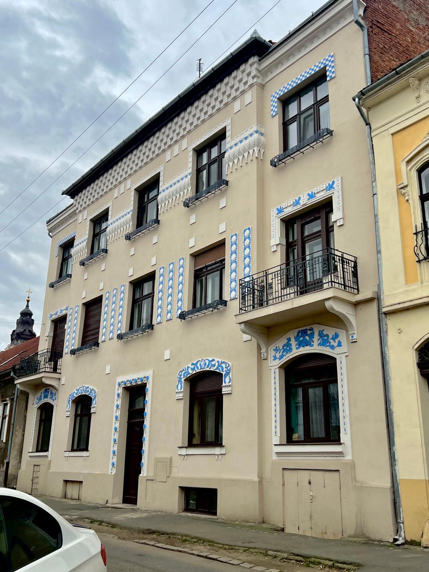 La Strada Central Apartament Oradea Exteriör bild